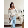 Aksesuar Detay Madonna Crop - BEYAZ