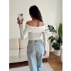 Aksesuar Detay Madonna Crop - BEYAZ