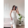 Halter Yaka Aksesuarlı Elbise - BEYAZ