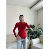 Asimetrik Yan Lastik Bluz - KIRMIZI