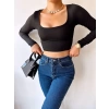 Bel Detay U Yaka Crop Bluz-SİYAH