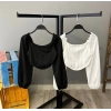 Biyeli Madonna Yaka Crop Bluz-SİYAH