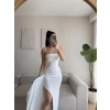 Derin Yırtmaç Straplez Elbise - BEYAZ