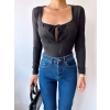 Göğüs Bağlamalı Crop Bluz-SİYAH