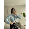 İnci Düğmeli Crop Gömlek - MAVİ