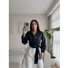 Kruvaze Yaka Kuşaklı Gömlek - SİYAH