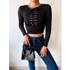 Kuş Gözü Bağlamalı Crop Bluz-SİYAH