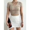 V Yaka Büzgülü Kaşkorse Crop-BEJ