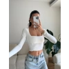 Yan Büzgü Kare Yaka Crop - BEYAZ