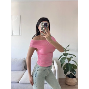 Kayık Yaka Büzgülü Crop - PEMBE