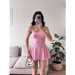 Straplez Volanlı Şortlu Elbise - PEMBE