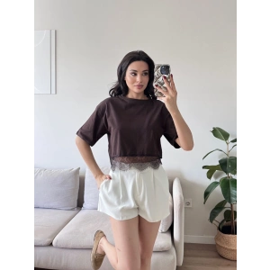 Eteği Dantel Crop T-shirt - KAHVE