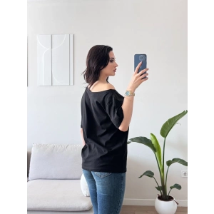 Kayık Yaka Oversize Tshirt - SİYAH
