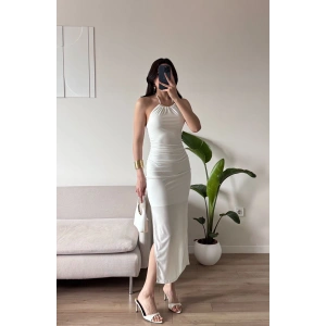 Halter Yaka Aksesuarlı Elbise - BEYAZ