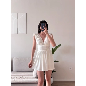 V Yaka Bel Oturtmalı Mini Elbise - BEYAZ