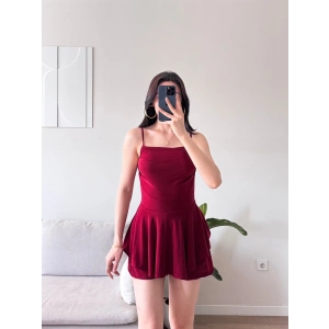 Eteği Volan Şortlu Elbise - BORDO