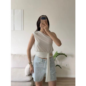 Tek Omuz Kuşaklı Bluz - BEYAZ