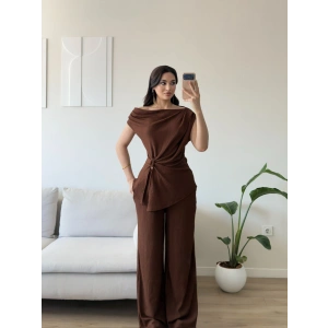 Kayık Yaka Asimetrik Takım - KAHVE