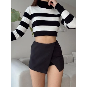 Asimetrik Kesim Şort Etek - SİYAH