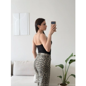 Askılı Biyeli Bodysuit - SİYAH