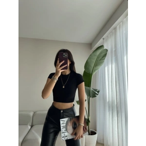 Basic Sandy Crop-SİYAH
