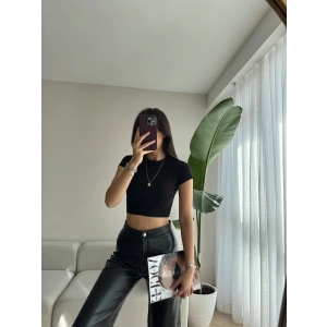 Basic Sandy Crop-SİYAH