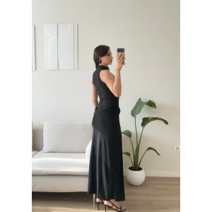 Bel Drape Halter Yırtmaçlı Elbise - SİYAH