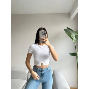 Bel Halka Detay Crop T-shirt-BEYAZ