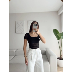 Bel Tül Kare Yaka Bluz