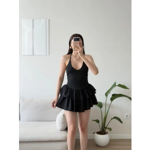 Bella Eteği Şortlu Elbise - SİYAH