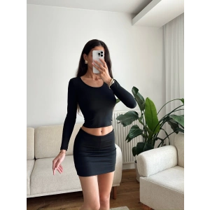 Bisiklet Yaka Crop - SİYAH