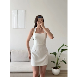 Boyundan Askılı Kare Mini Elbise - BEYAZ