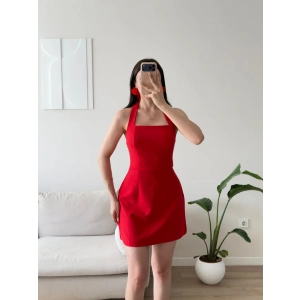 Boyundan Askılı Kare Mini Elbise - KIRMIZI