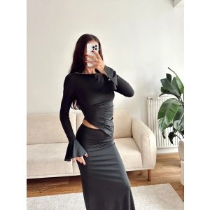 Büzgü Detay Fırfırlı İkili Takım - SİYAH