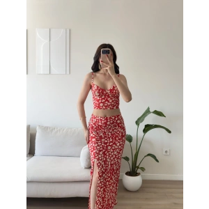 Çiçek Desen Crop Etekli Takım - KIRMIZI