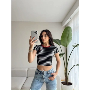 Çizgili A Kalp Crop