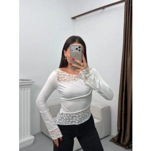 Dantel Detay Asimetrik Bluz - BEYAZ