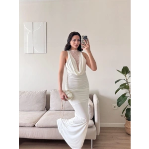 Degaje Yaka Dantel Detay Elbise - BEYAZ