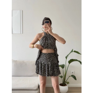 Desenli Halter Yaka Etekli Takım - SİYAH