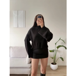 Dik Yaka Oversize Triko Kazak - SİYAH