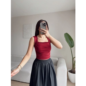 Drapeli Kare Yaka Crop - BORDO