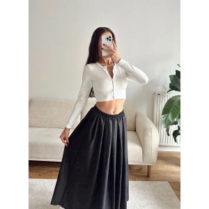 Düğme Detay Crop - BEYAZ