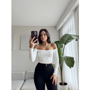 Fitilli Madonna Yaka Crop - BEYAZ