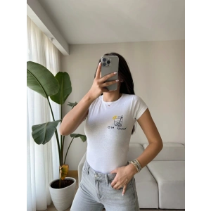Gin Queen Crop T-shirt