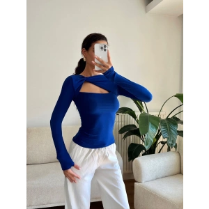 Göğüs Pencere Kruvaze Bluz - SAKS MAVİSİ