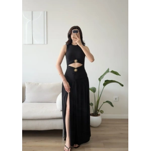 Güneş Gold Toka Yırtmaçlı Elbise - SİYAH