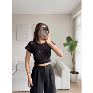 Güpürlü Dantel Crop - SİYAH