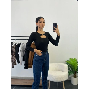 Halka Detay Kaşkorse Bluz - SİYAH