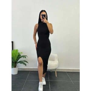 Halter Yaka Ön Yırtmaçlı Elbise