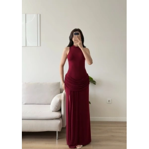 Halter Yaka Bel Drape Yırtmaçlı Elbise - BORDO